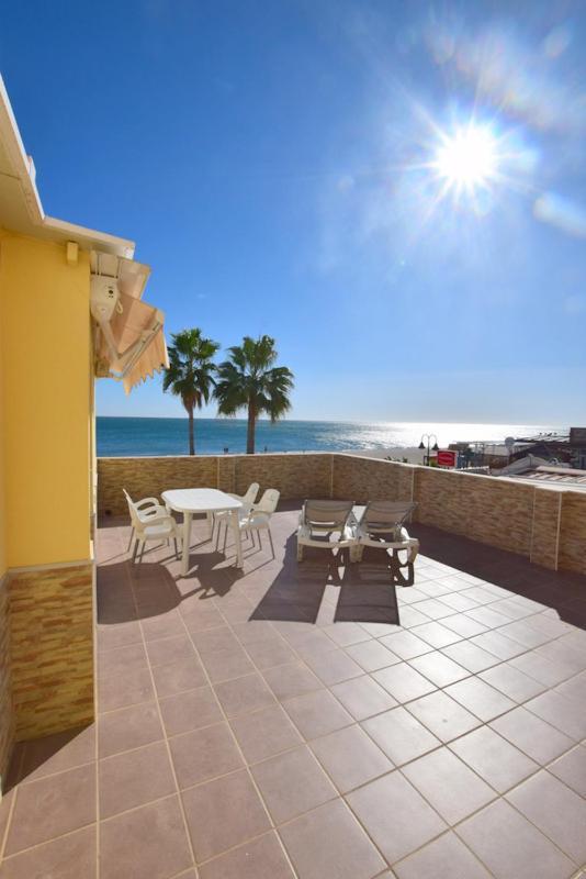 Apartament Carihuela 1ª Linea De Playa Torremolinos Zewnętrze zdjęcie