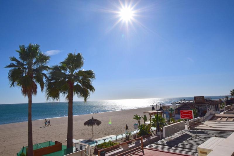 Apartament Carihuela 1ª Linea De Playa Torremolinos Zewnętrze zdjęcie