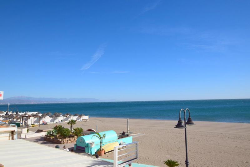 Apartament Carihuela 1ª Linea De Playa Torremolinos Zewnętrze zdjęcie