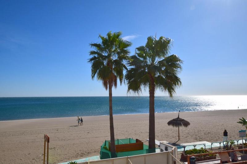 Apartament Carihuela 1ª Linea De Playa Torremolinos Zewnętrze zdjęcie